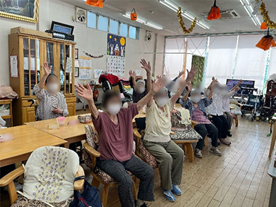 さくらサポート24 通所介護サービス 皆さんの体操風景